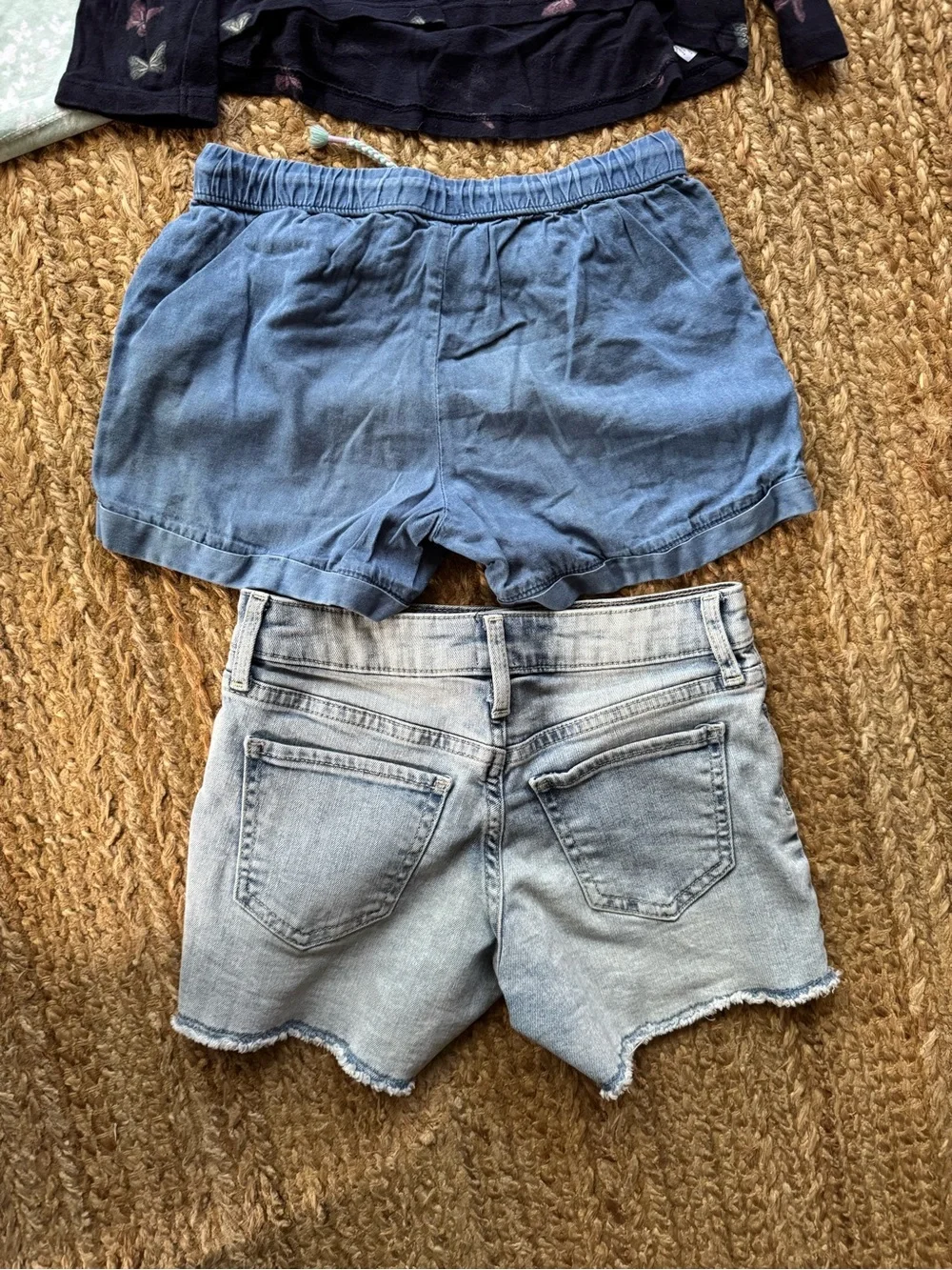 N/A girls clothing